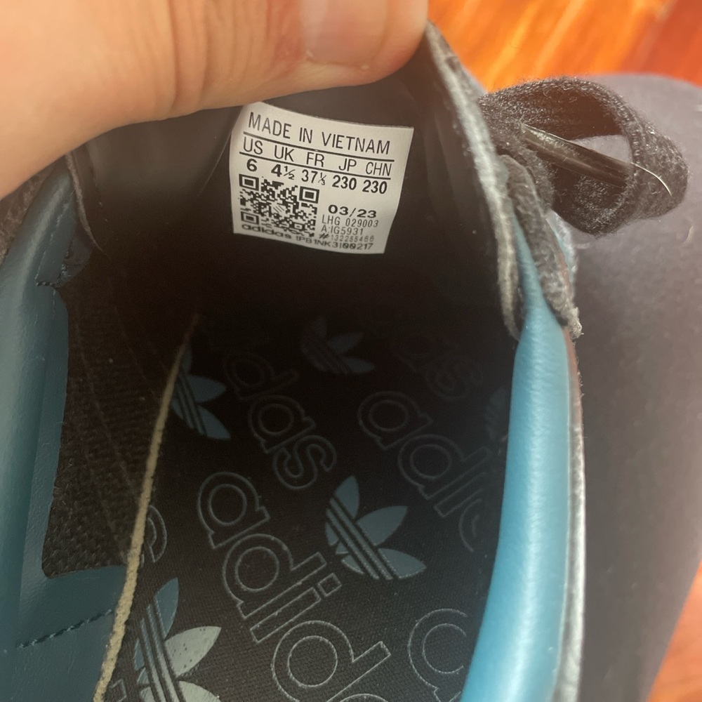 Adidas Womens Samba OG "black gum" - Picture 8 of 8